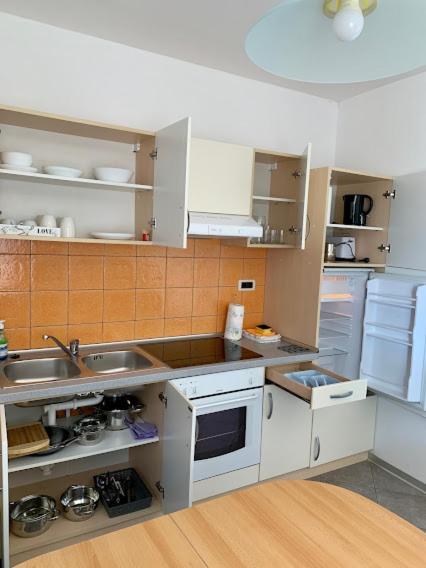 Apartments Zakinja ポルトローシュ エクステリア 写真